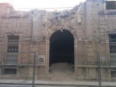 �Se n�� andato un pezzo di storia di Ceglie del Campo � denuncia Nuccino Di Monte, esperto di storia locale -. L�immobile demolito ha infatti rappresentato per pi� di un secolo uno dei luoghi dove venivano lavorate e vendute le mandorle, fiore all�occhiello del territorio cegliese�